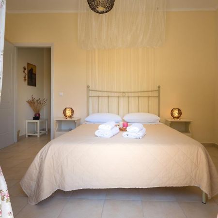 Apartament Avelia Pink Asprogerakata Zewnętrze zdjęcie